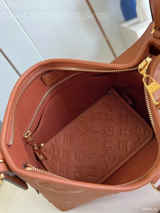 WIS CARRYALL PM-29*24*12cm VUITTON LOUIS 0818